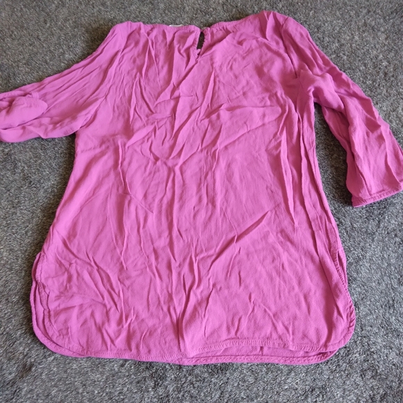 Ladies Medium top - Picture 5 of 9